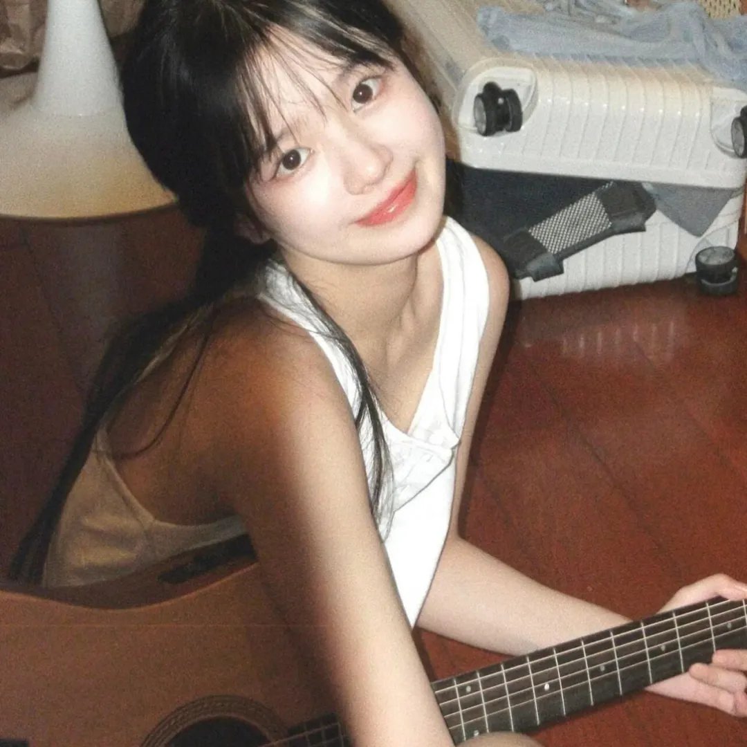 津津井小姐